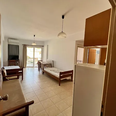 Lerna Aparthotel 2*