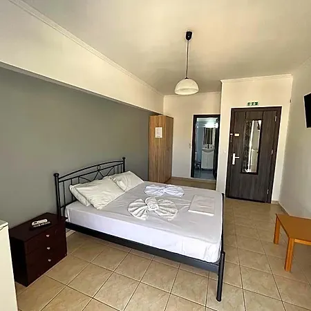 Aparthotel Lerna Miloi (Argolis)