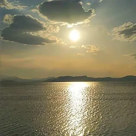 Lerna Míloi