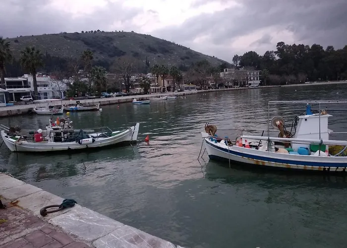 Aparthotel Lerna Míloi